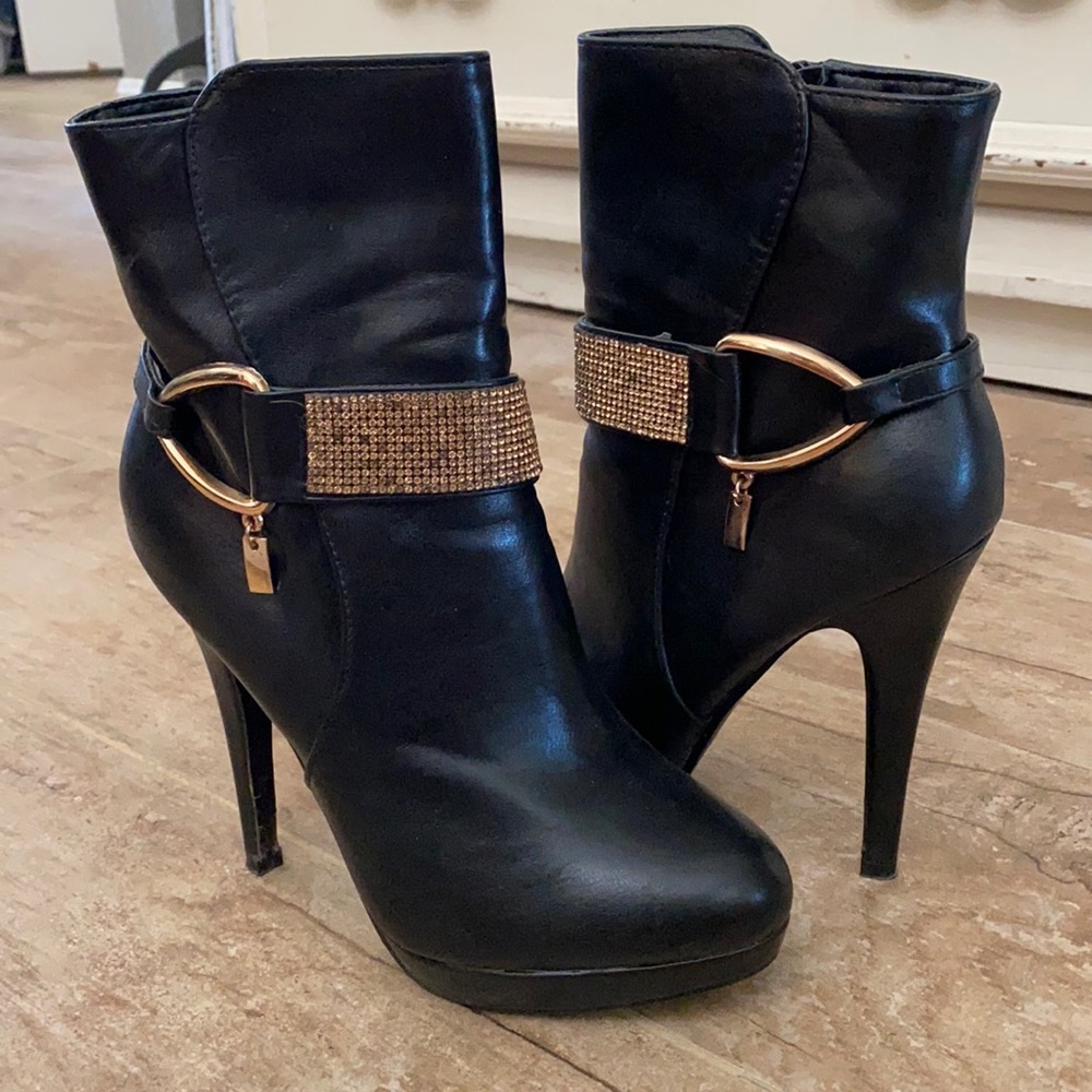 Gorgeous platform stiletto heel ankle boots
